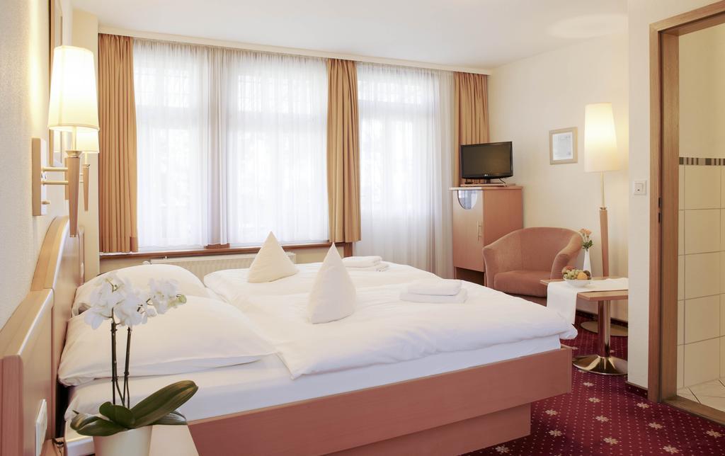 Ferien- Und Wellnesshotel Waldfrieden Hitzacker Δωμάτιο φωτογραφία